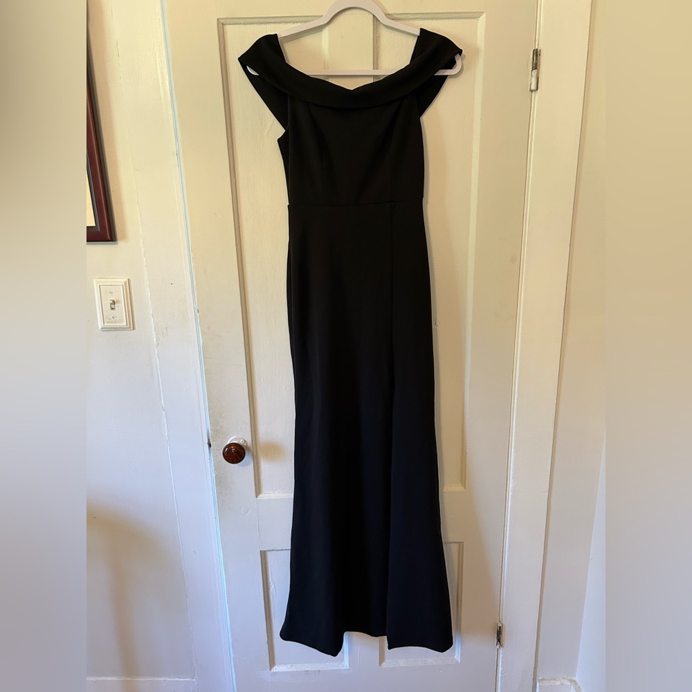 Lulu's Classic Black Maxi Dress